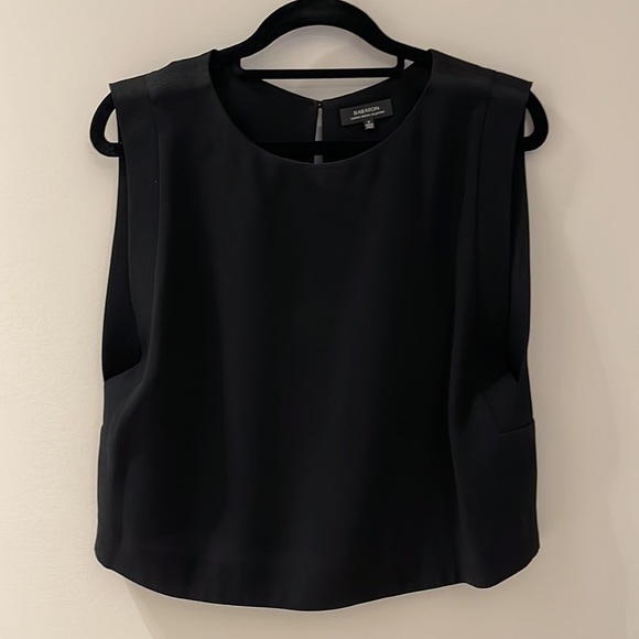 Babaton aritzia Black sleeveless cropped top - Picture 3 of 3